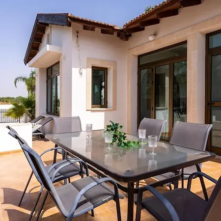 Apartment Lumina 2-bedroom And Pool In Ayia Napa